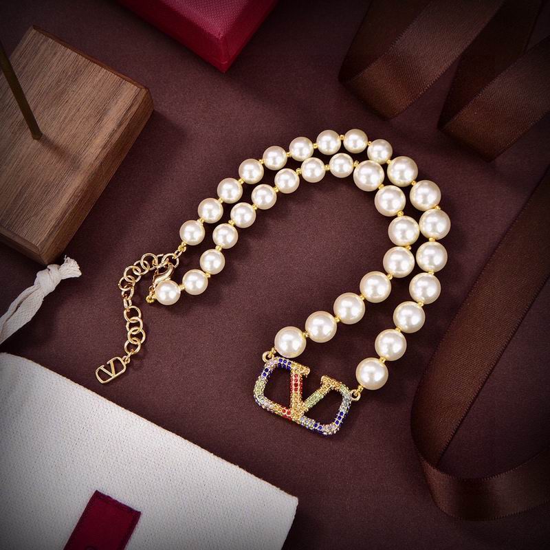 Valentino necklace 01yxh51